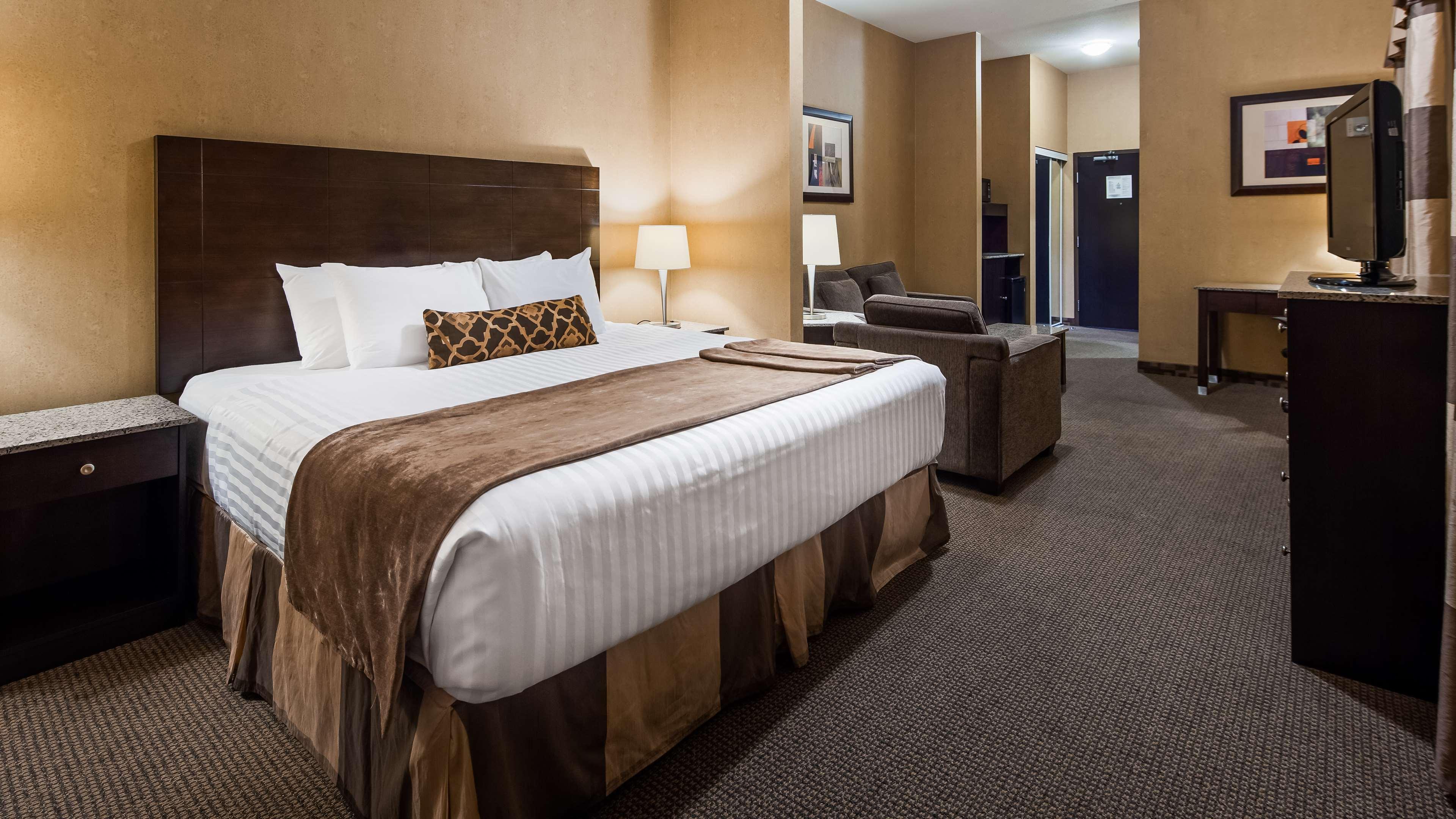 Best Western Plus South Edmonton Inn & Suites מראה חיצוני תמונה
